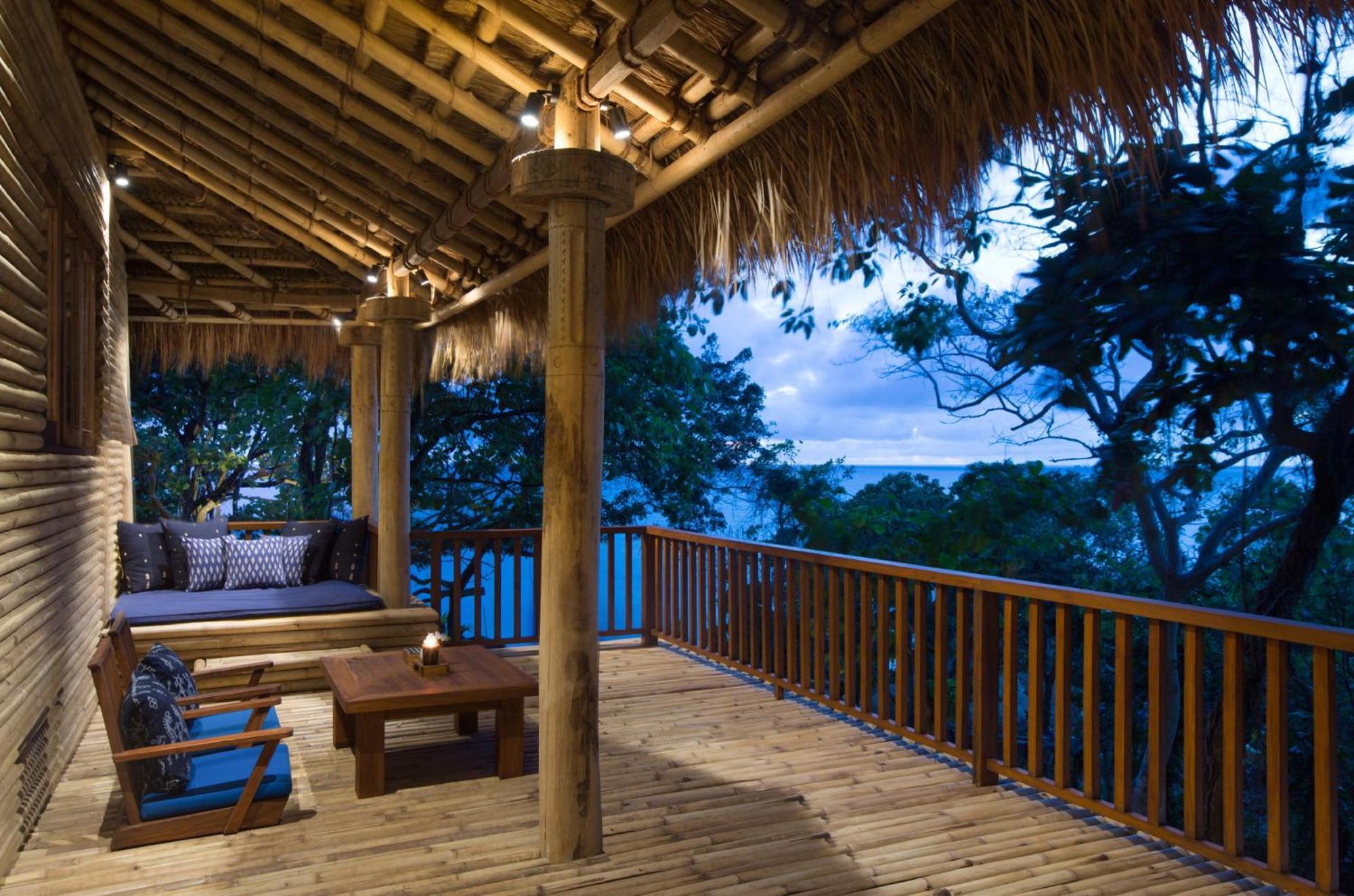 Lelewatu Resort Sumba Watukarere Exteriör bild