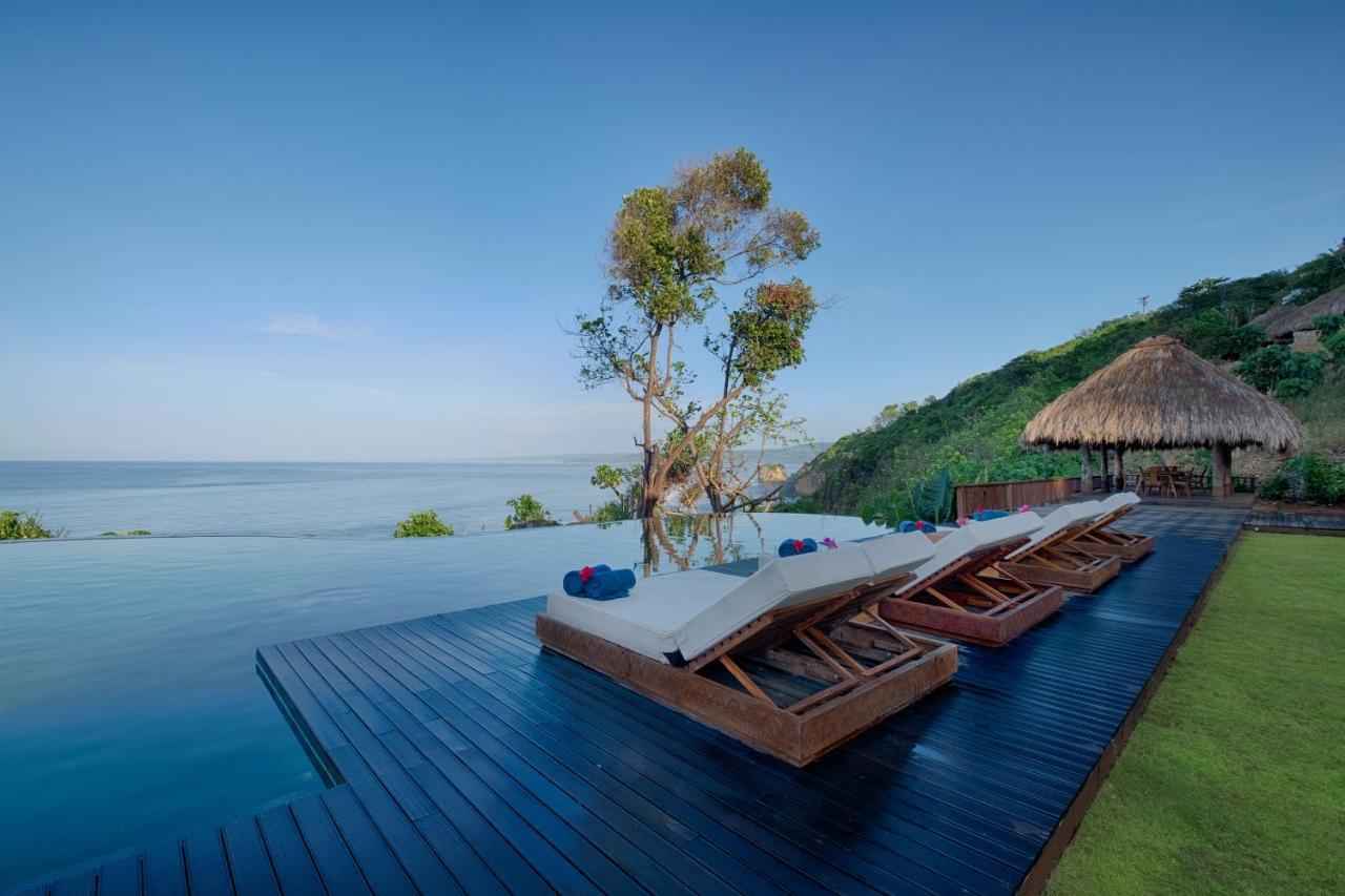Lelewatu Resort Sumba Watukarere Exteriör bild